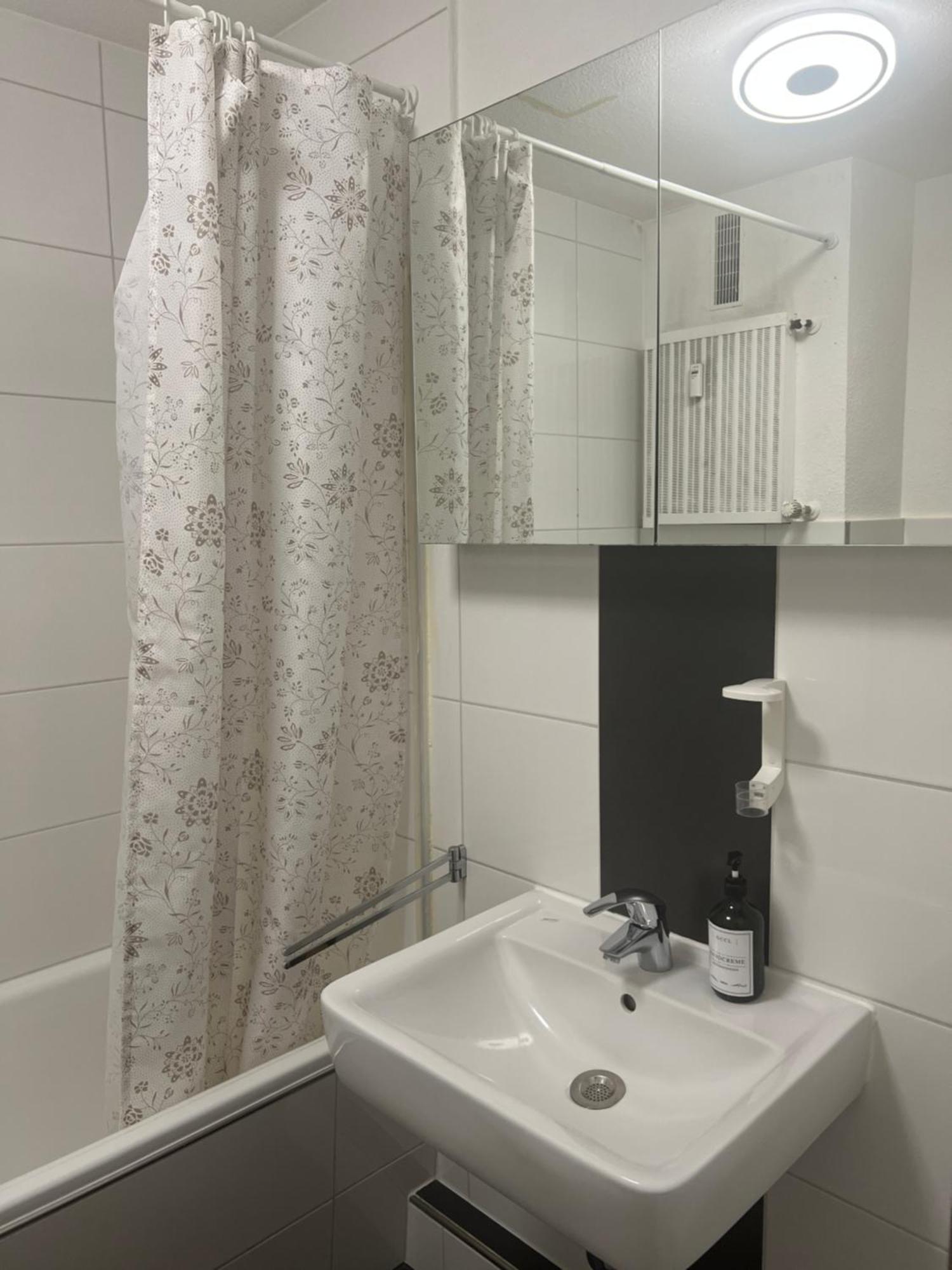Tmj Apartment 1 ดุสเซลดอร์ฟ ภายนอก รูปภาพ
